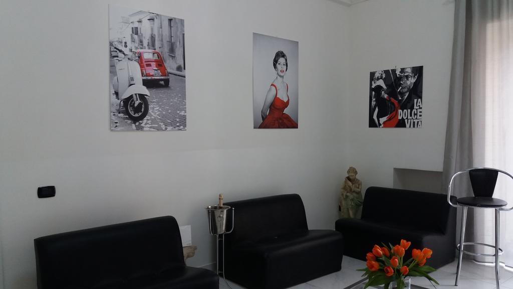 Pompei Holiday Rooms Экстерьер фото