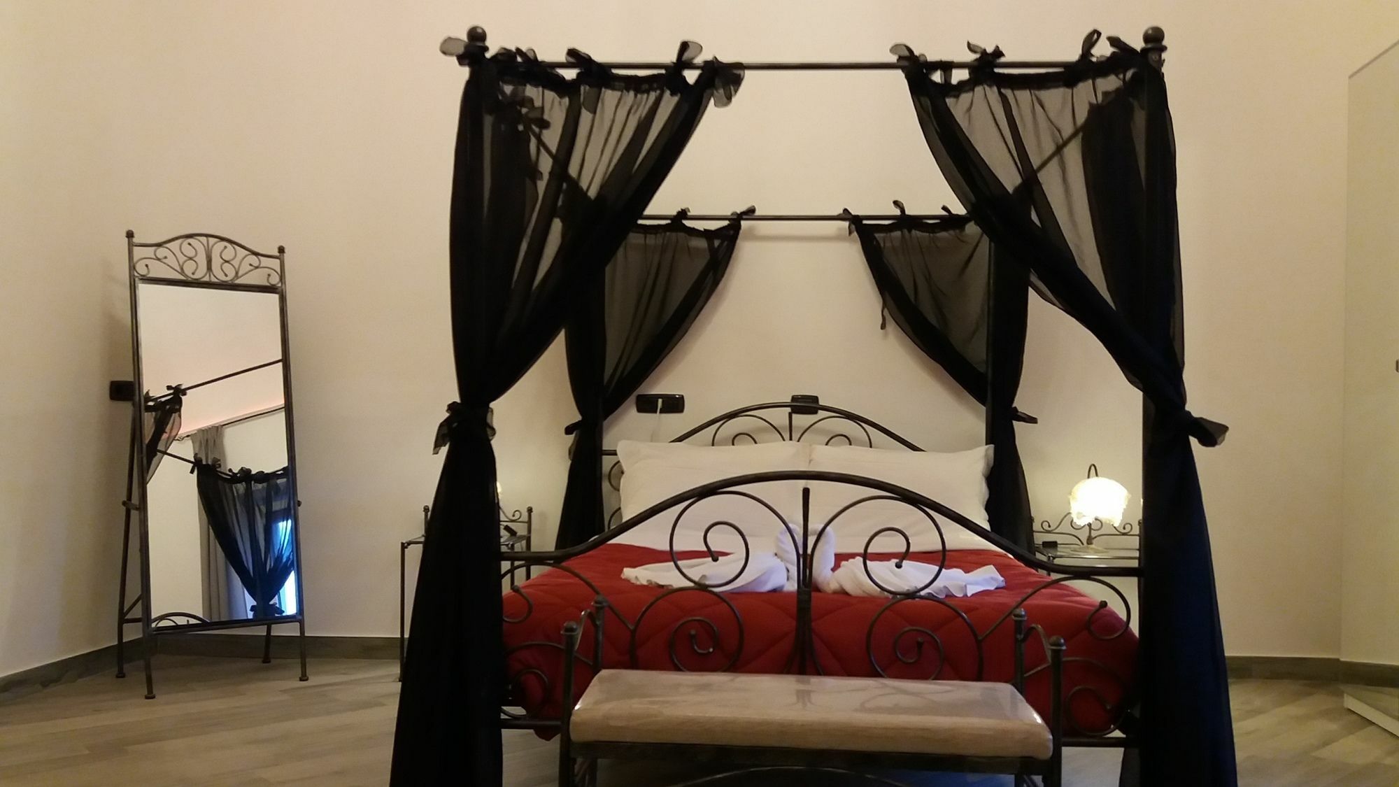 Pompei Holiday Rooms Экстерьер фото